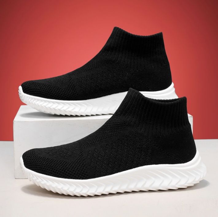 【究極のフィット】ブラック・ソックススニーカー | シームレス・ストレッチニット ギザギザ・ウェーブホワイトソール 超軽量・アーバンランニング