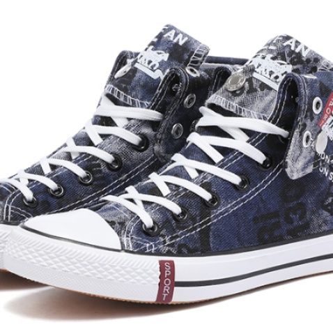 【ラギッド・グラフィック】ウォッシュドデニム・ハイカットスニーカー | 折り返しアンクルデザイン ホワイトレタリングプリント クラシック・アーバンストリート