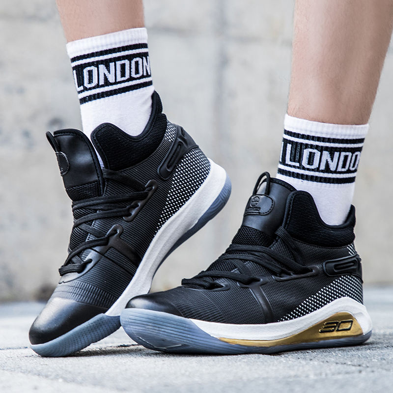 ハイカットスニーカー エラー