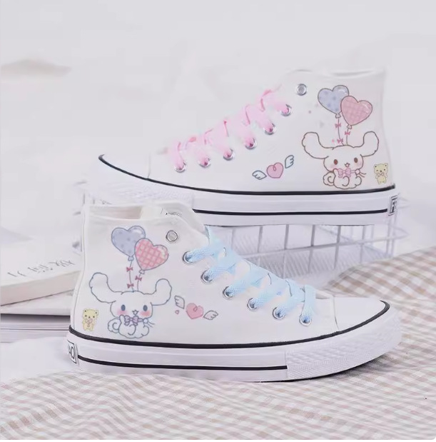 ハイカットスニーカー かわいいキャラクター柄ハイカット