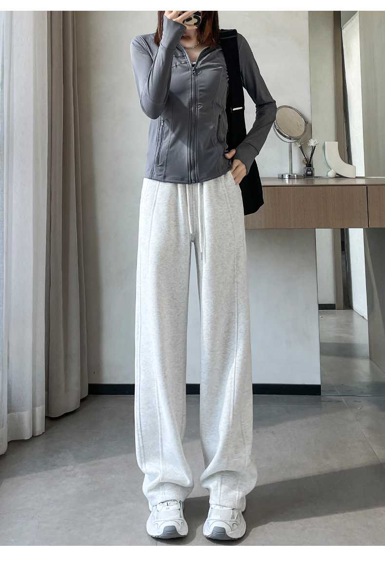 夏コーデに清涼感をプラス！白のハイウエストパンツおすすめ7選