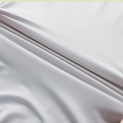 日焼け対策グッズ 全身完全防護紫外線対策フード付きジップアップウェア