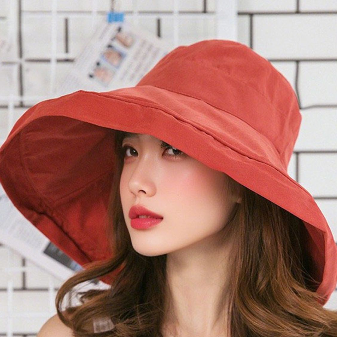 日焼け対策グッズ 小顔効果抜群のつば広日よけ帽子