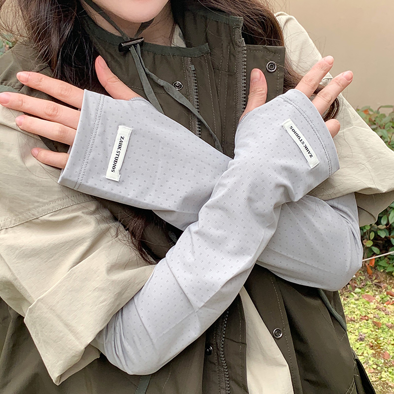 日焼け対策グッズ 涼感ドット指切りアームカバー