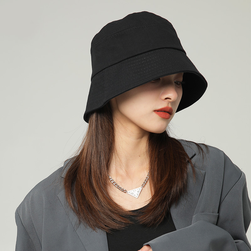 日焼け対策グッズ 深めのつばで小顔効果も叶う綿混素材のバケットハット帽子