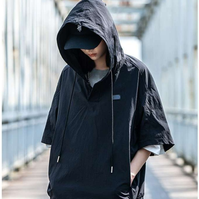 https://fulmo-img-server.com/hoodiehaven/1728552205328_q7diip6t_cropped.jpg