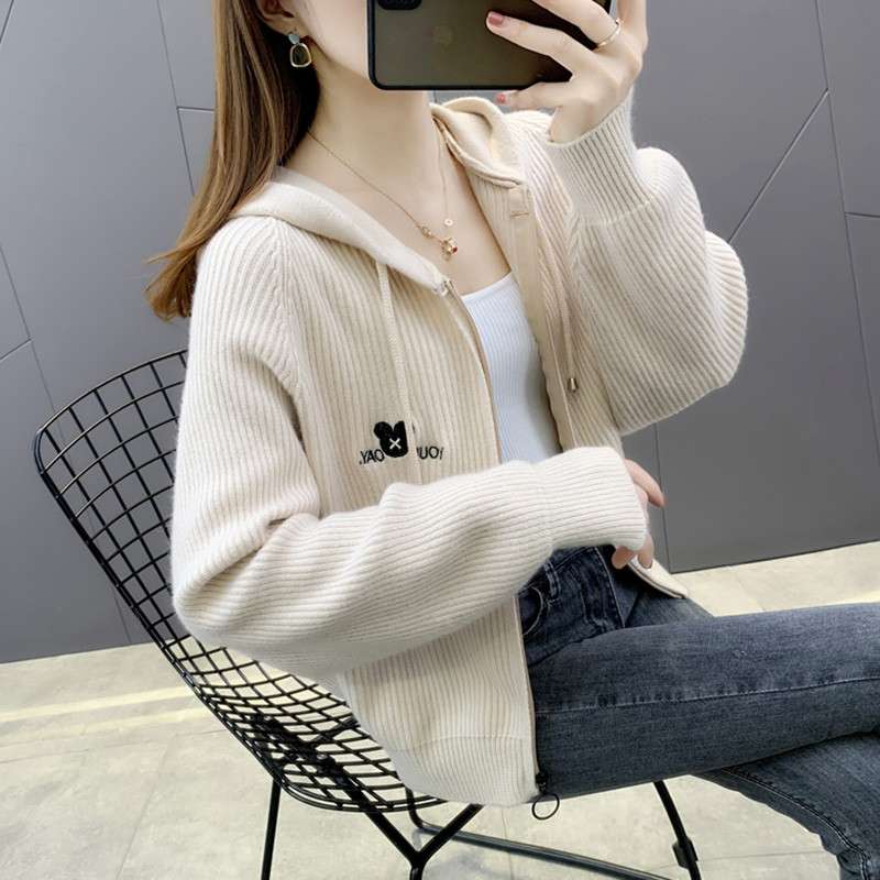https://fulmo-img-server.com/hoodiehaven/176e3f79b6534f2a9adfec8384ed6aad.jpg