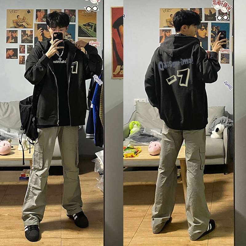 https://fulmo-img-server.com/hoodiehaven/17fefa6ae0c249068103af9d9a54e6c9.jepg
