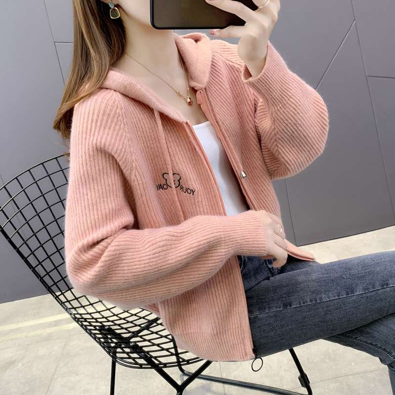 https://fulmo-img-server.com/hoodiehaven/32fda8af0f57447a822696a13d943f0d.jpg