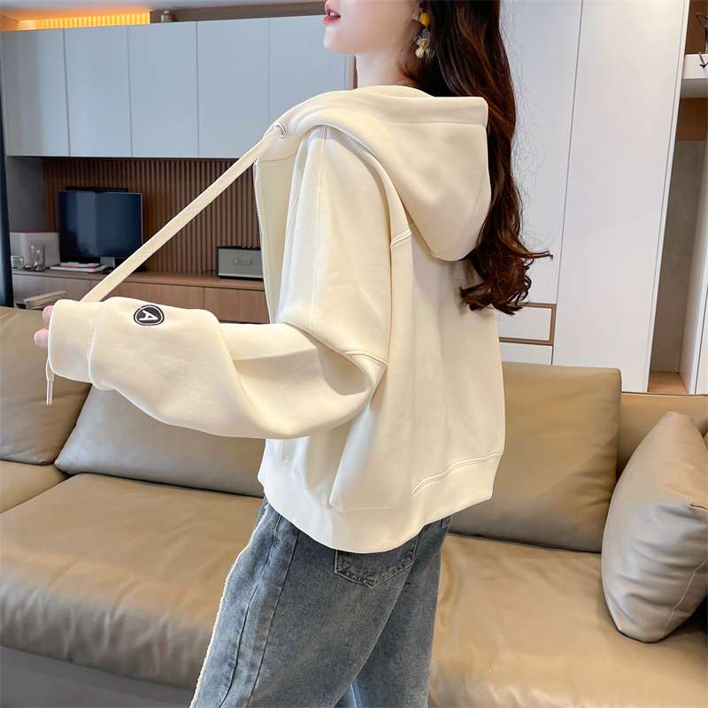 https://fulmo-img-server.com/hoodiehaven/39b77c02d3bd4d0ab2da65cf24e15bcd.jepg