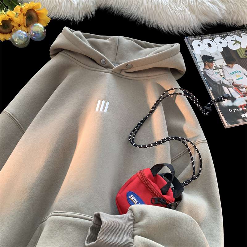 https://fulmo-img-server.com/hoodiehaven/475da4bc56574058be95d201c7020ea8.jpg