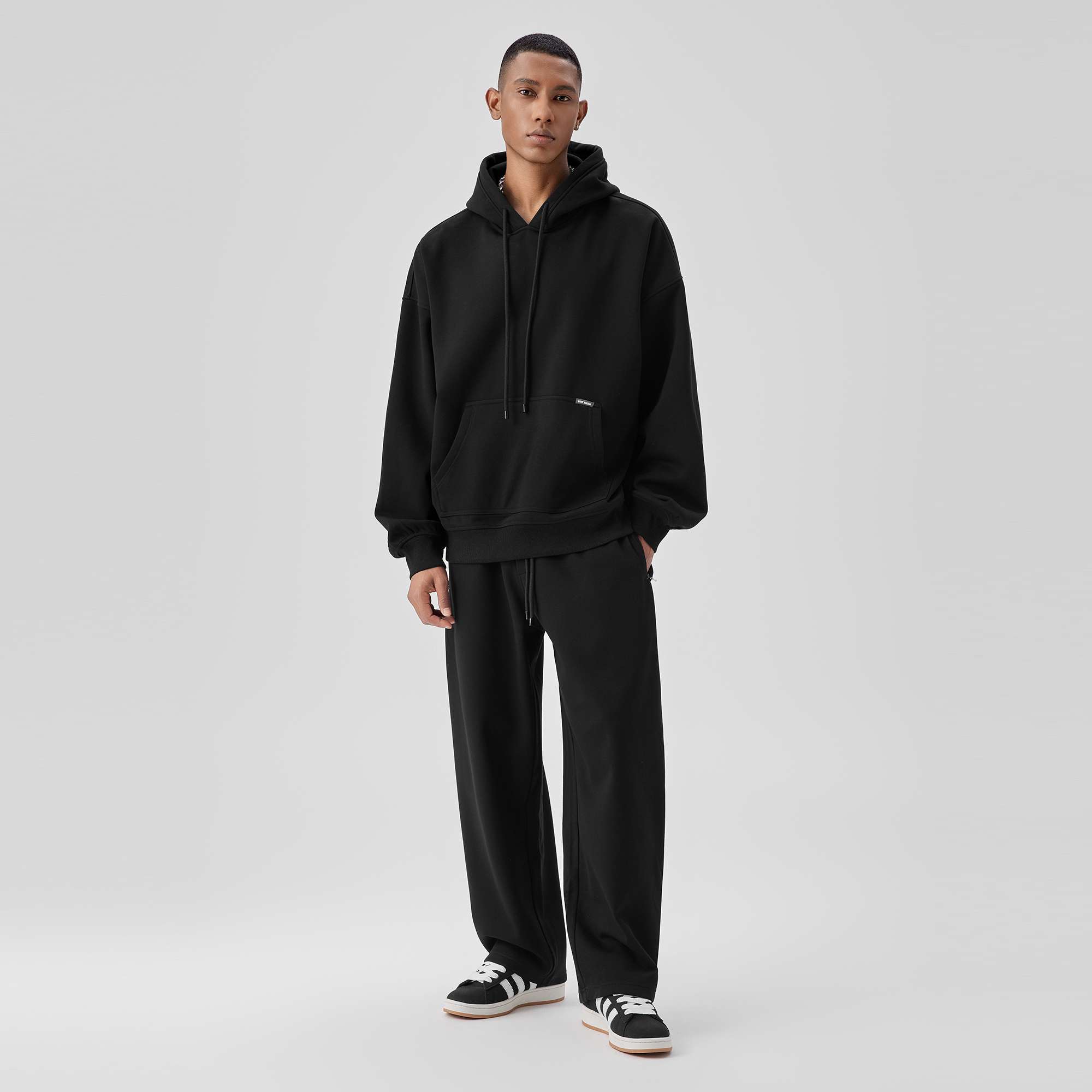 https://fulmo-img-server.com/hoodiehaven/549d8b7270ac489fbfa311a9ede1c11f.jepg
