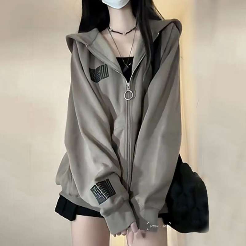 https://fulmo-img-server.com/hoodiehaven/634c2a86200c4299a307fd194054252d.jepg