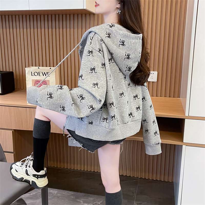 https://fulmo-img-server.com/hoodiehaven/921cf13802124751873df5214b1e75ba.jepg