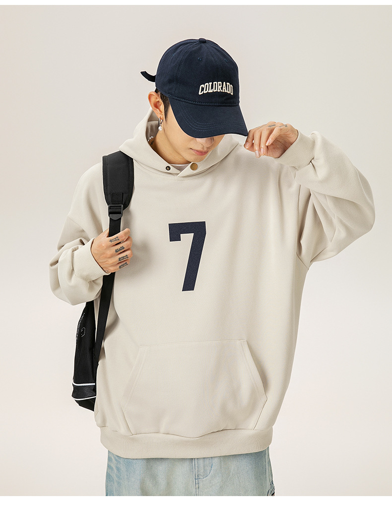 パーカー 厚手生地ナンバー７プリントパーカー男女兼用カーキ