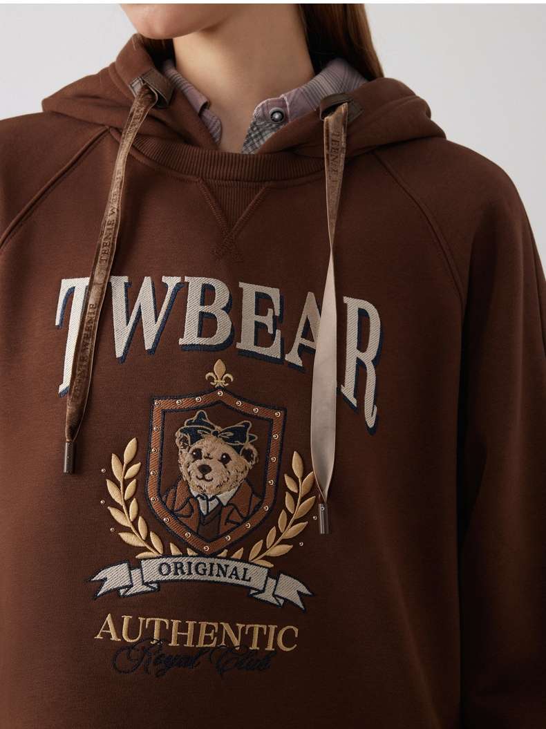 https://fulmo-img-server.com/hoodiehaven/dc4bc1316a3b4905bcd17b8e6c87a4e7.jepg