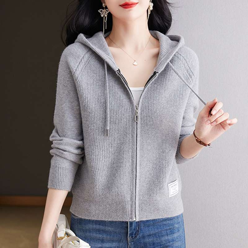 https://fulmo-img-server.com/hoodiehaven/e0f221d5e4104503a044e67d5d12c859.jepg