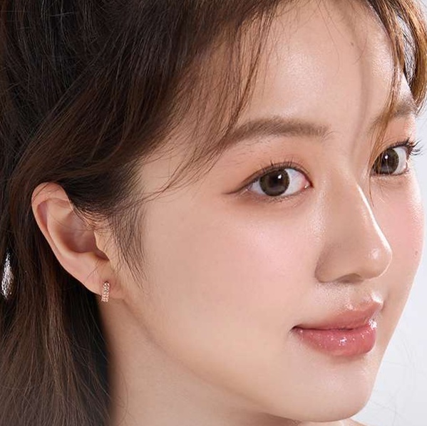 https://fulmo-img-server.com/hoopi/1732068163476_cwq17d3n_cropped.jpg