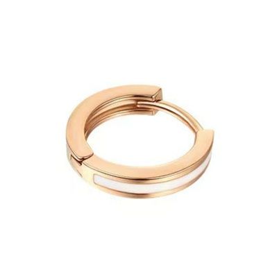 フープ ピアス 上品輝く シンプル円型ピアス