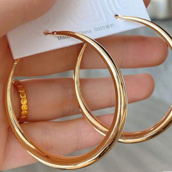 フープ ピアス 洗練輪円 優美フープ