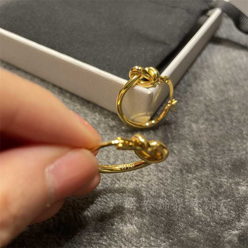 フープピアス18K大きめで耳元を華やかに！上品な輝きのおすすめ5選
