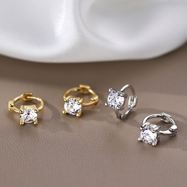 フープ ピアス 一粒石付きステンレス製小さめ輪形耳飾り