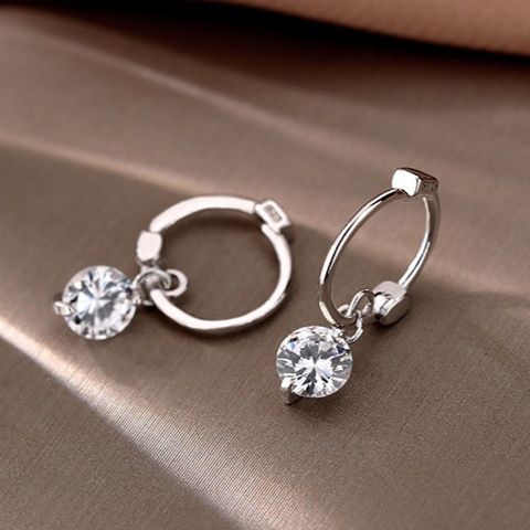 フープ ピアス 上品な輝き小ぶりな宝石付きステンレス