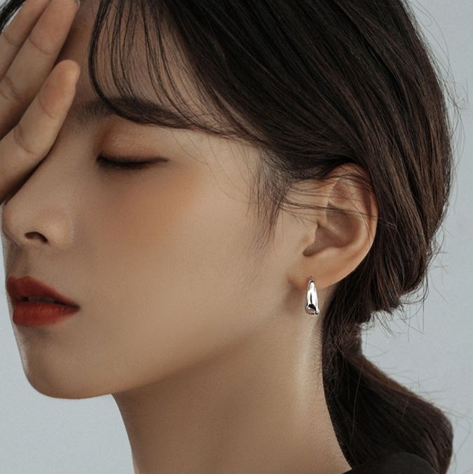 フープ ピアス 厚みのあるシンプルステンレスピアス