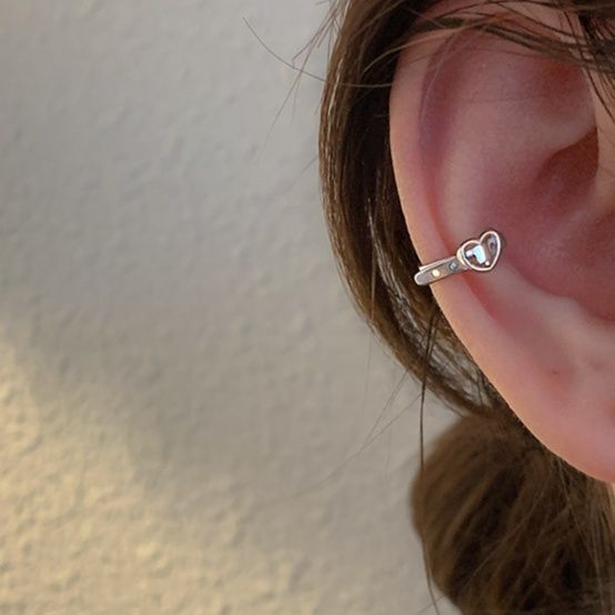 フープ ピアス ハート型装飾付きイヤーカフ風ステンレスフープピアス