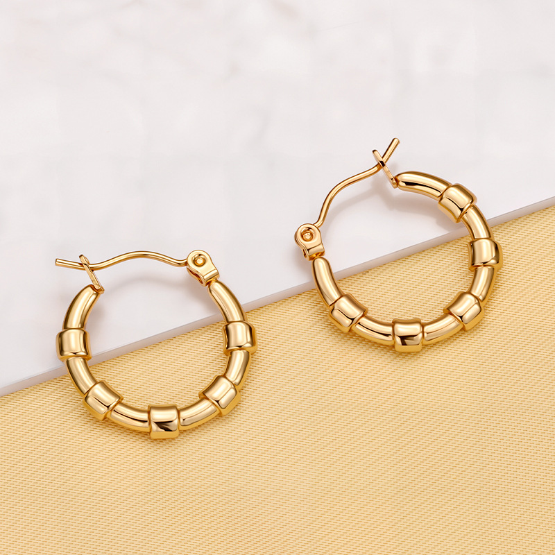 フープ ピアス 立体感あふれる竹節風フープピアス