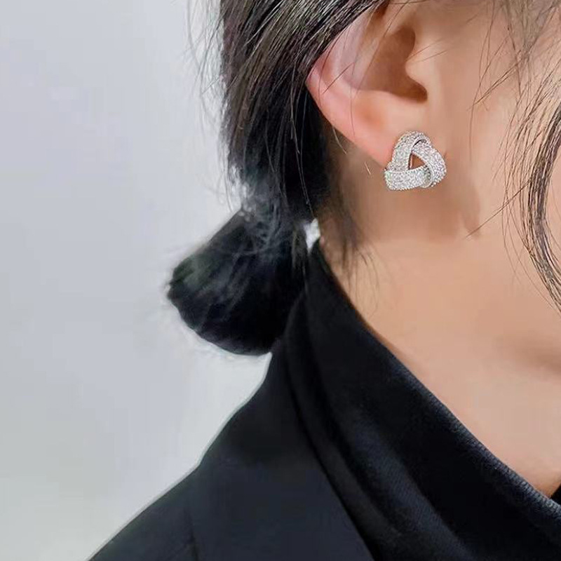 フープ ピアス 輝きハート結び ステンレスピアス
