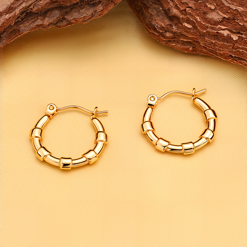 フープ ピアス 立体感あふれる竹節風フープピアス
