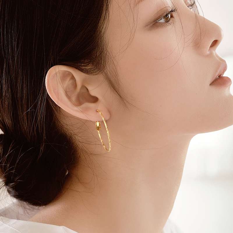 フープ ピアス チタン合金製シンプルフープピアス