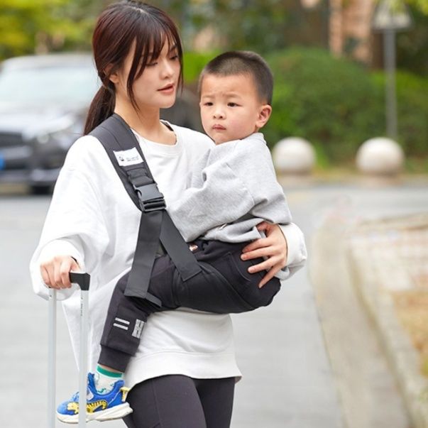抱っこ紐 長さ調節可能な斜め掛けベビースリング