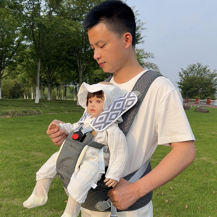 https://fulmo-img-server.com/hugberry/b54f8edf-80a5-4e57-9be5-1802dbab5b49.jpg