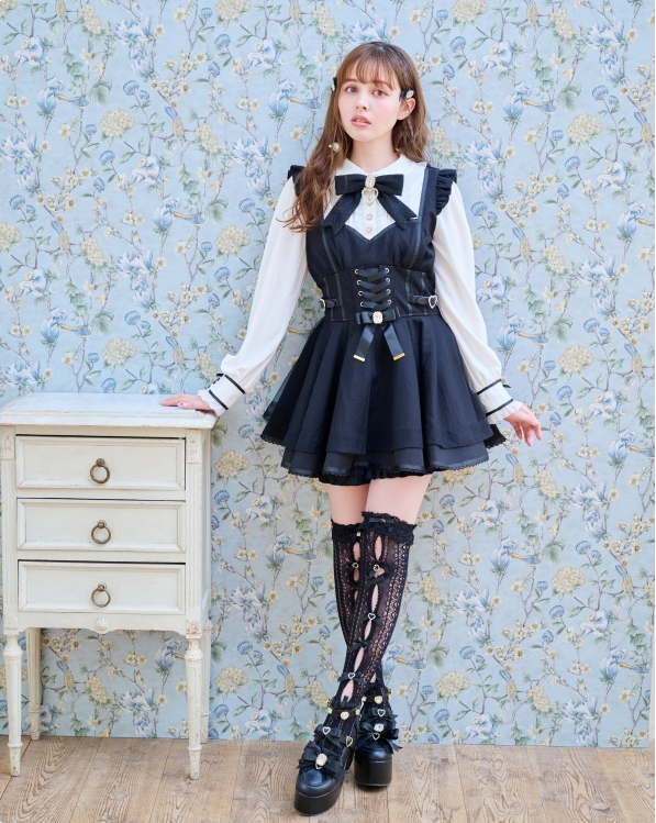 アイドル衣装 フリル付きレースアップ姫ワンピース