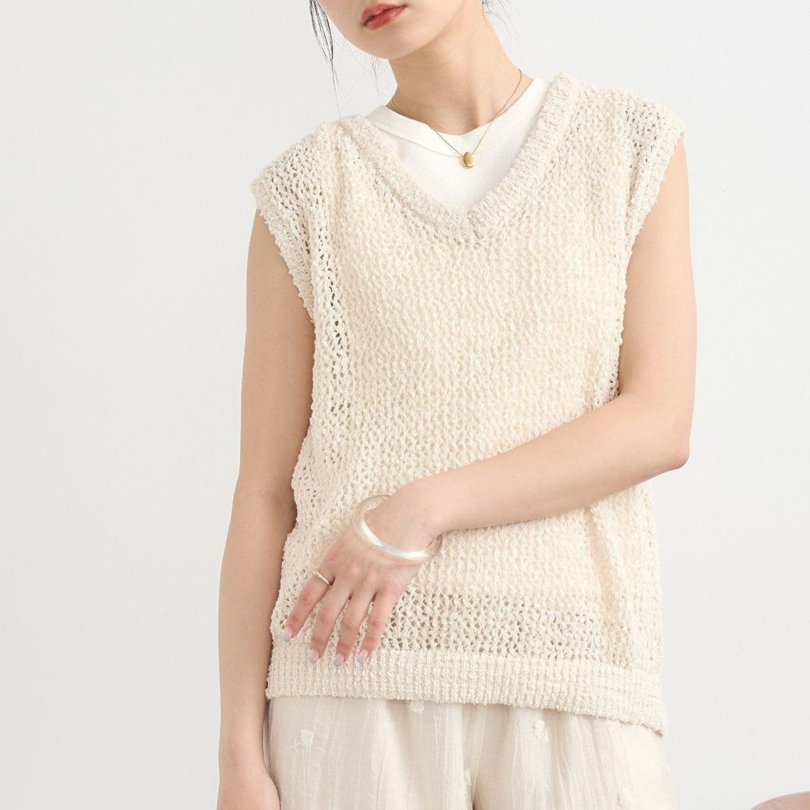 イエベ服　透かし編みニットベスト（イエベ春・イエベ秋向け）