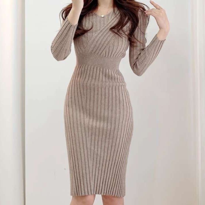 イエベ服　リブニットタイトワンピース（イエベ春向け・イエベ秋向け）