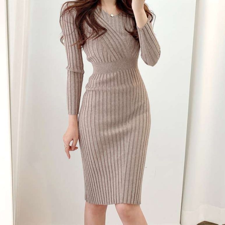 イエベ服　リブニットタイトワンピース（イエベ春向け・イエベ秋向け）