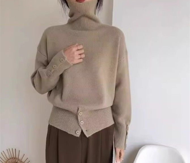 イエベ服　ハイネックニットセーター（イエベ春向け・イエベ秋向け）