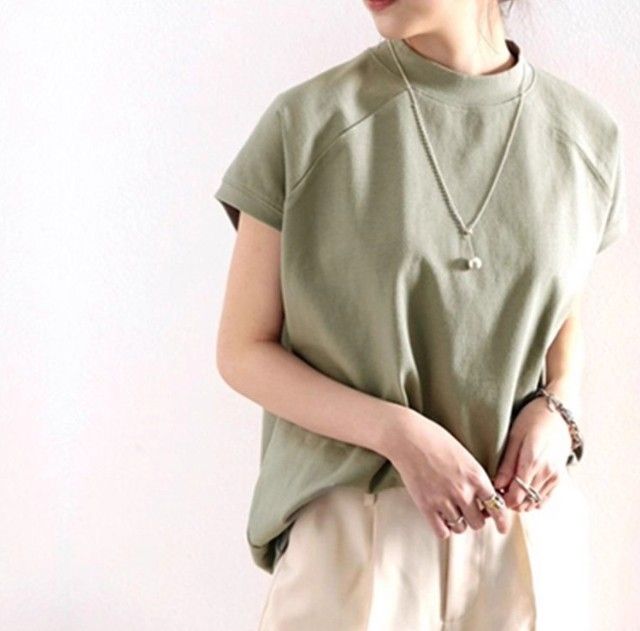 イエベ春/イエベ秋服　洗練モックネックラグランスリーブ 