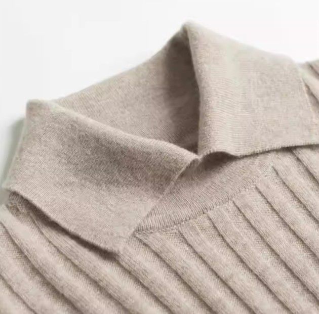 イエベ春/イエベ秋服　襟付きセーター