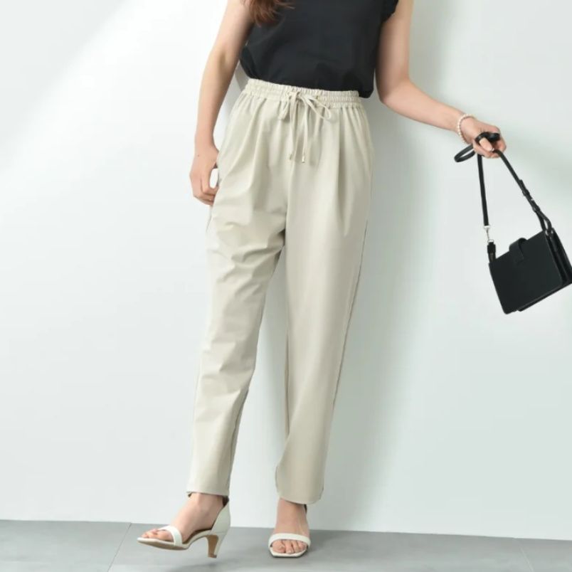 イエベ春/イエベ秋服　すっきりシルエット リラックスパンツ