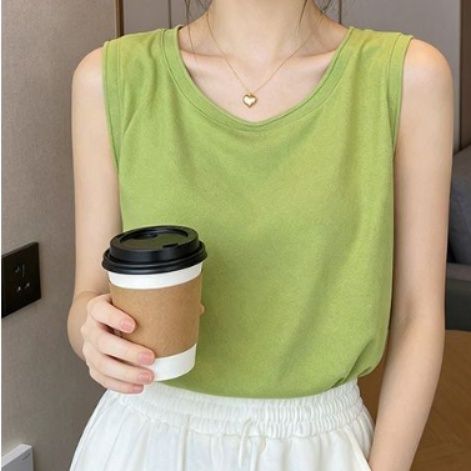 イエベ春服　こなれ サイドスリット ニットタンク