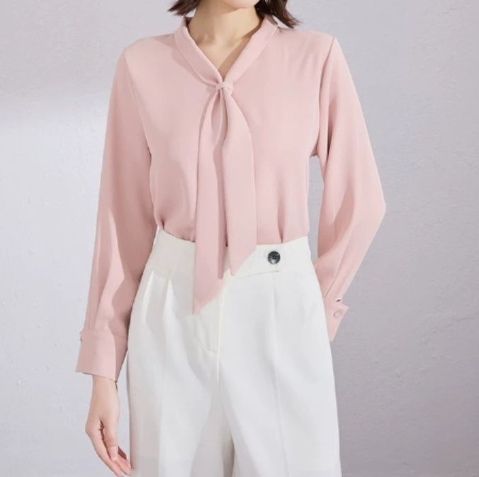 イエベ春服　リボンタイ 長袖ブラウス