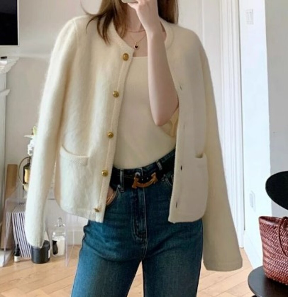https://fulmo-img-server.com/iebel/3ae1bcefeafde885cf07f63d0431bfb5.jpg