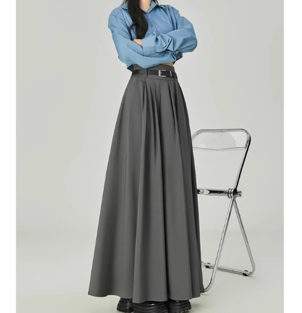 イエベ秋服　Aラインプリーツロングスカート