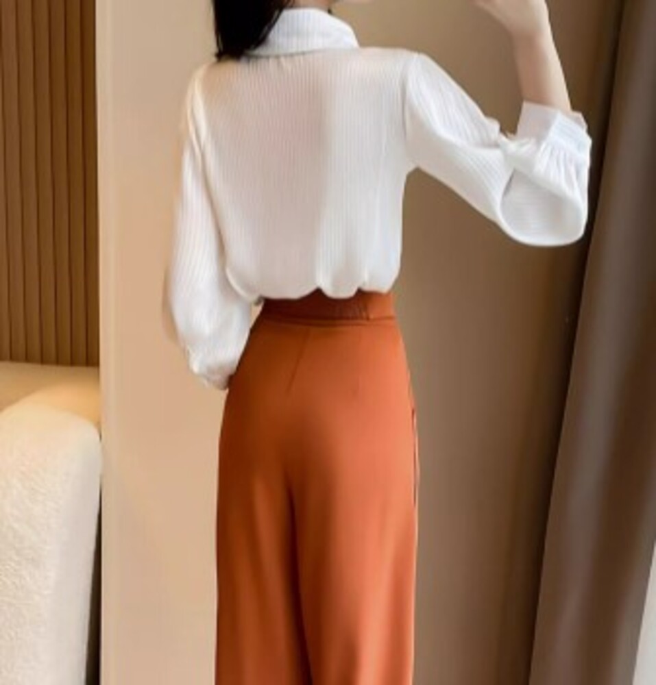 https://fulmo-img-server.com/iebel/94a9d4a33fb8431bfb6c7e1046b62505.jpg