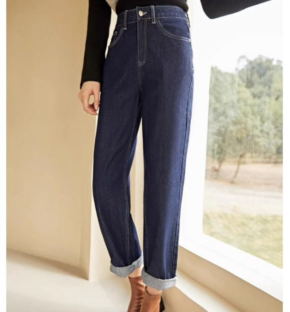 イエベ秋服　ロールアップデニムパンツ