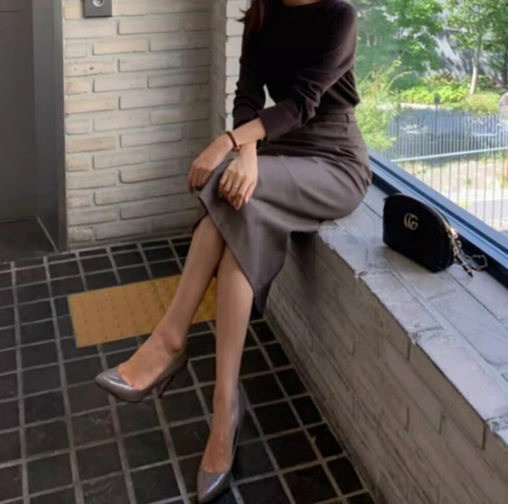 https://fulmo-img-server.com/iebel/9d81e6686dbfcc123c34a8c84e98ac92.jpg
